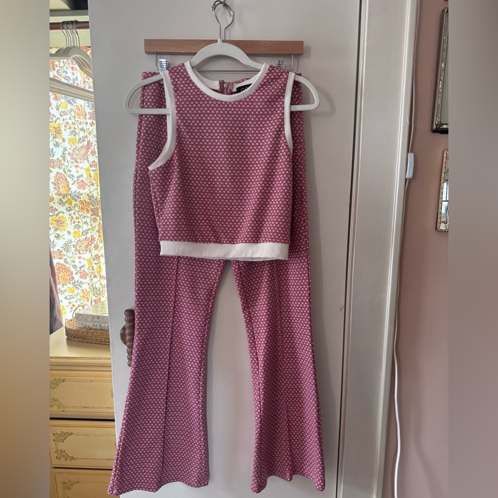 GiGiO Pink and White Crop Top and Pant SET
